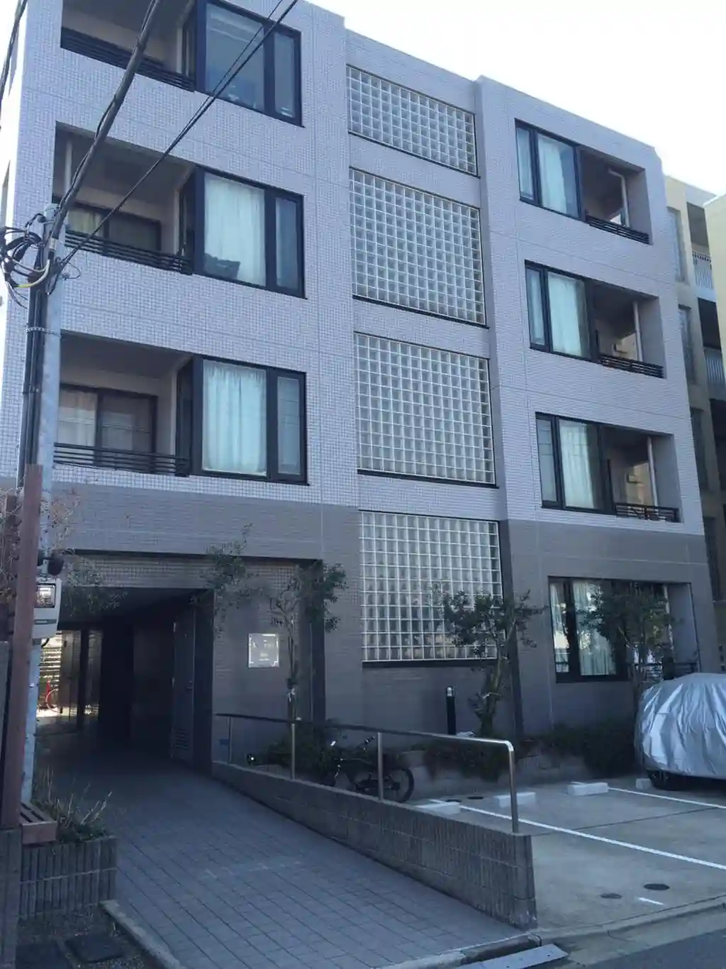 ラ・エスタシオン 外観