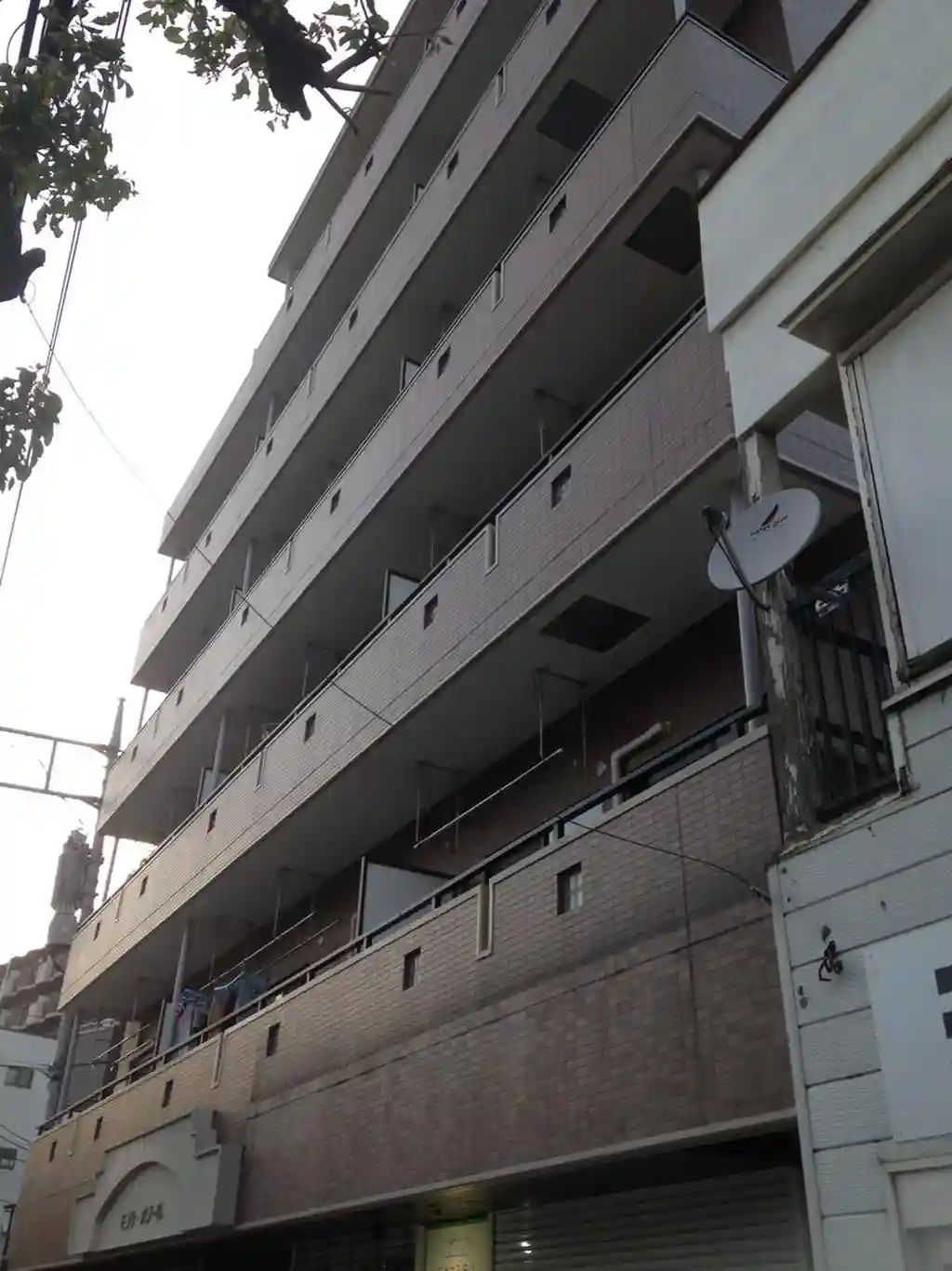 モンテボヌール 外観