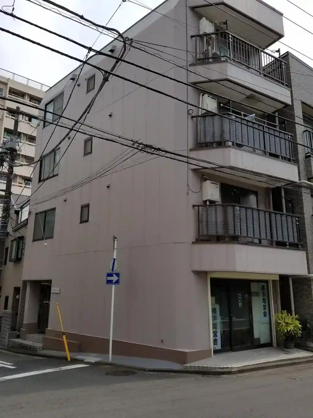 ベルメゾンミワ 外観