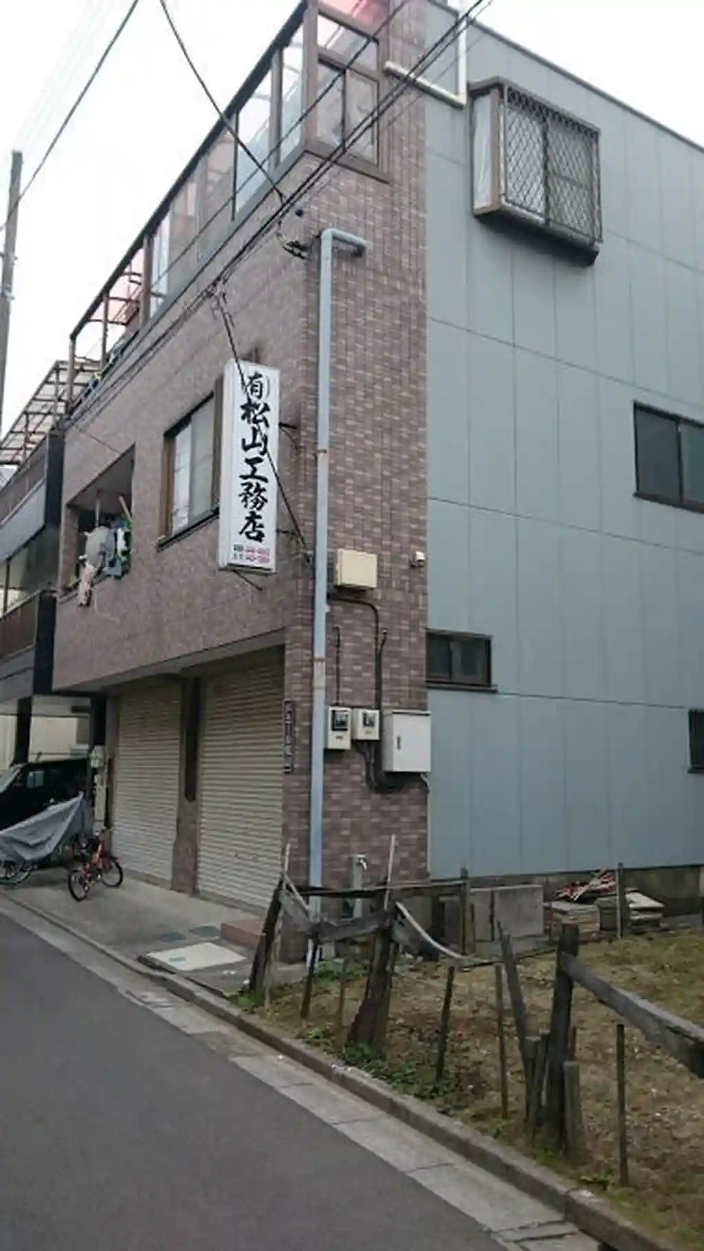 ドミール松山 外観