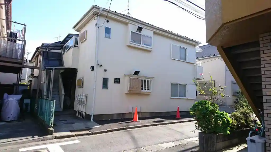 ファミールハイツ8 外観