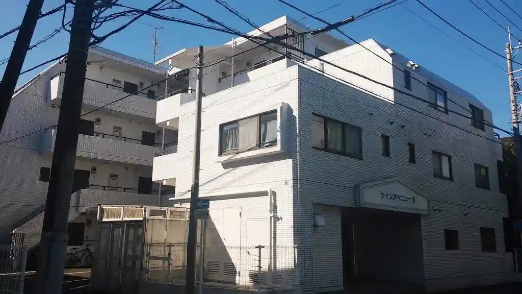 ツインアベニューB 外観