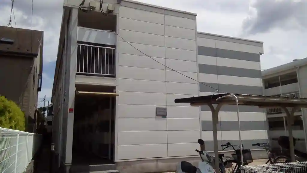 レオパレスホビット 外観