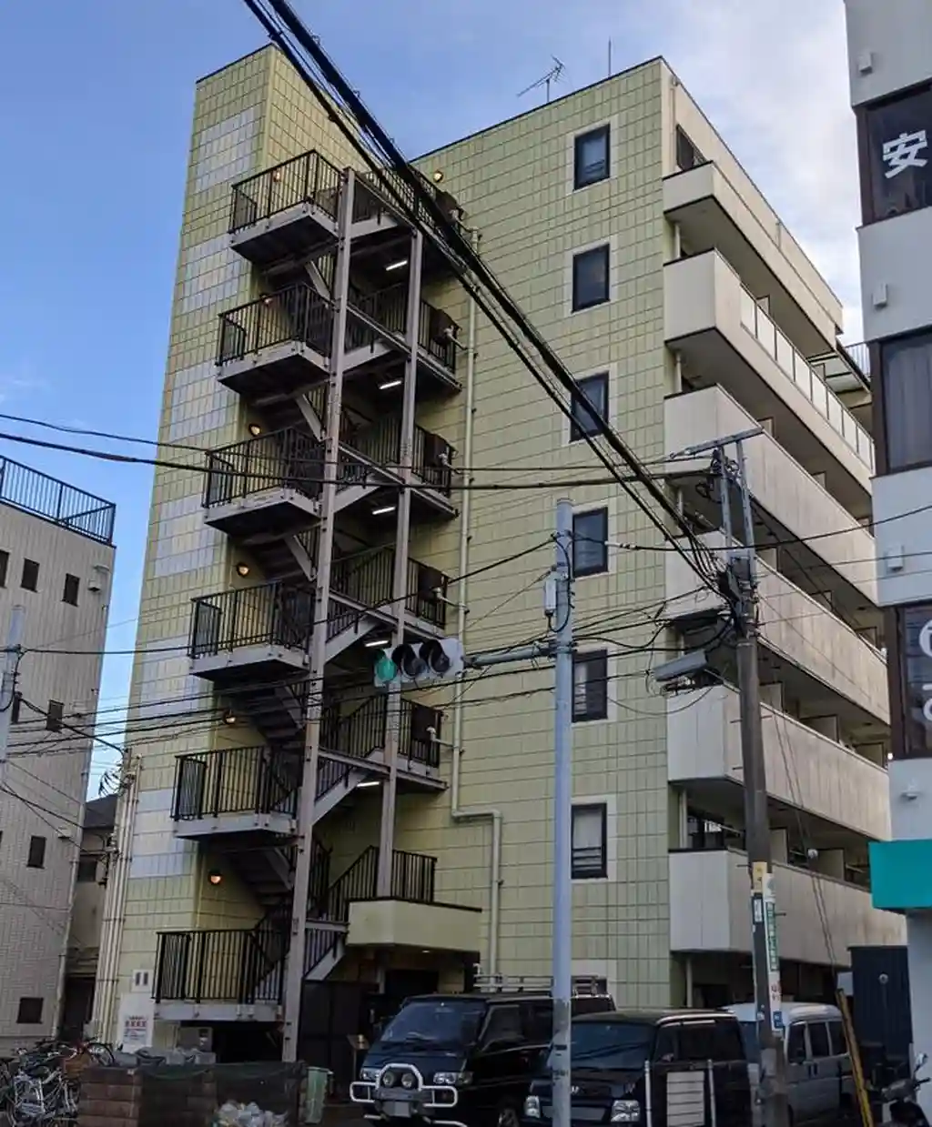 コトーネ・ファミーリア 外観