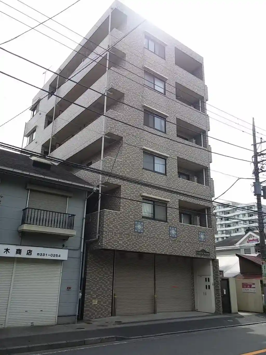 CONFOR SAISON 外観