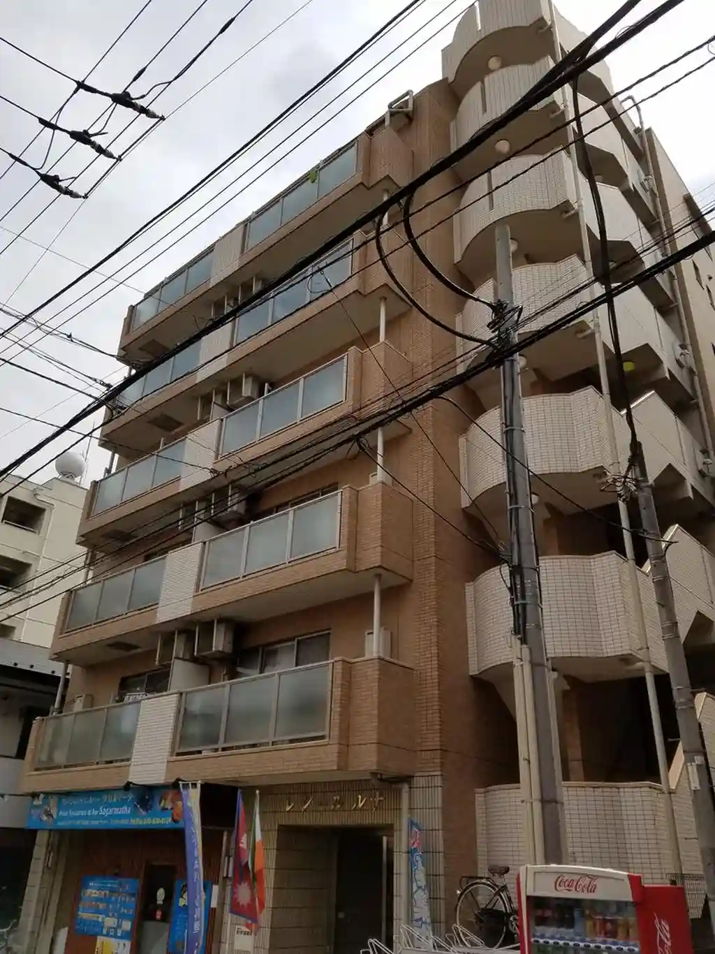 レシール ルナ 外観