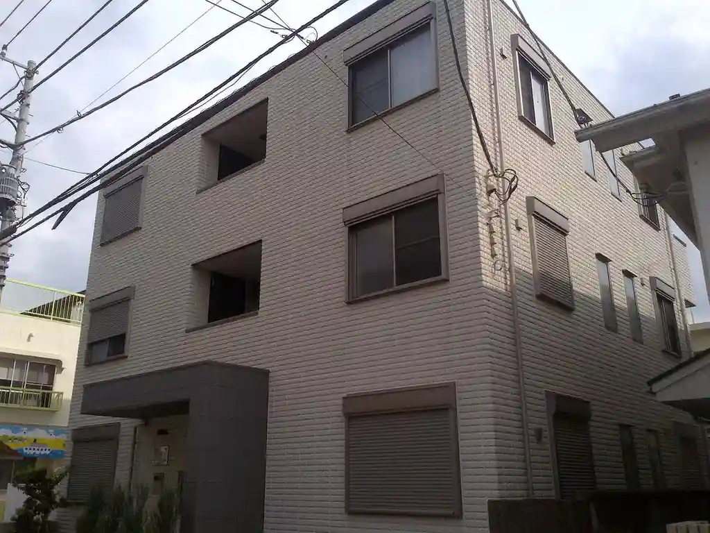 エムズ 外観