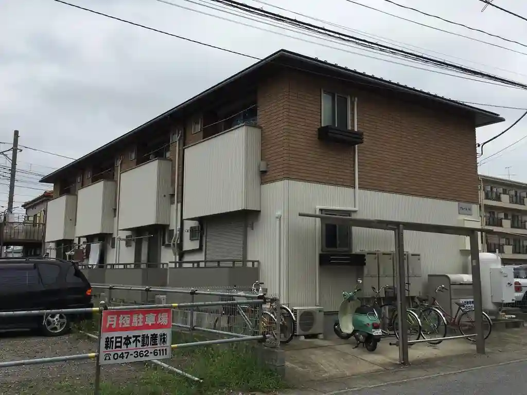 アムール・MI 外観