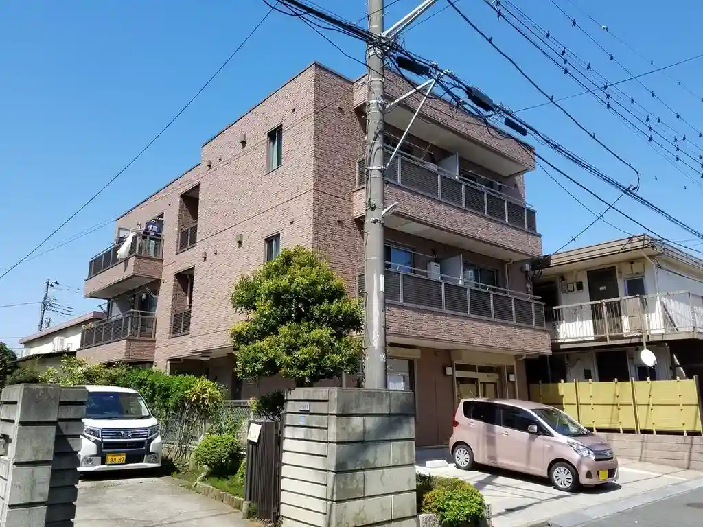 ジュネスII 外観