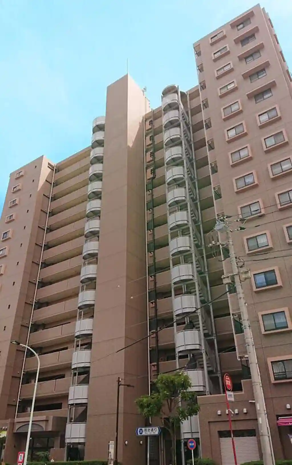 ライオンズマンション荒川公園 外観
