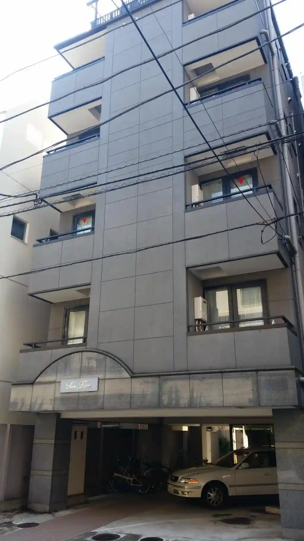 サンファースト 外観