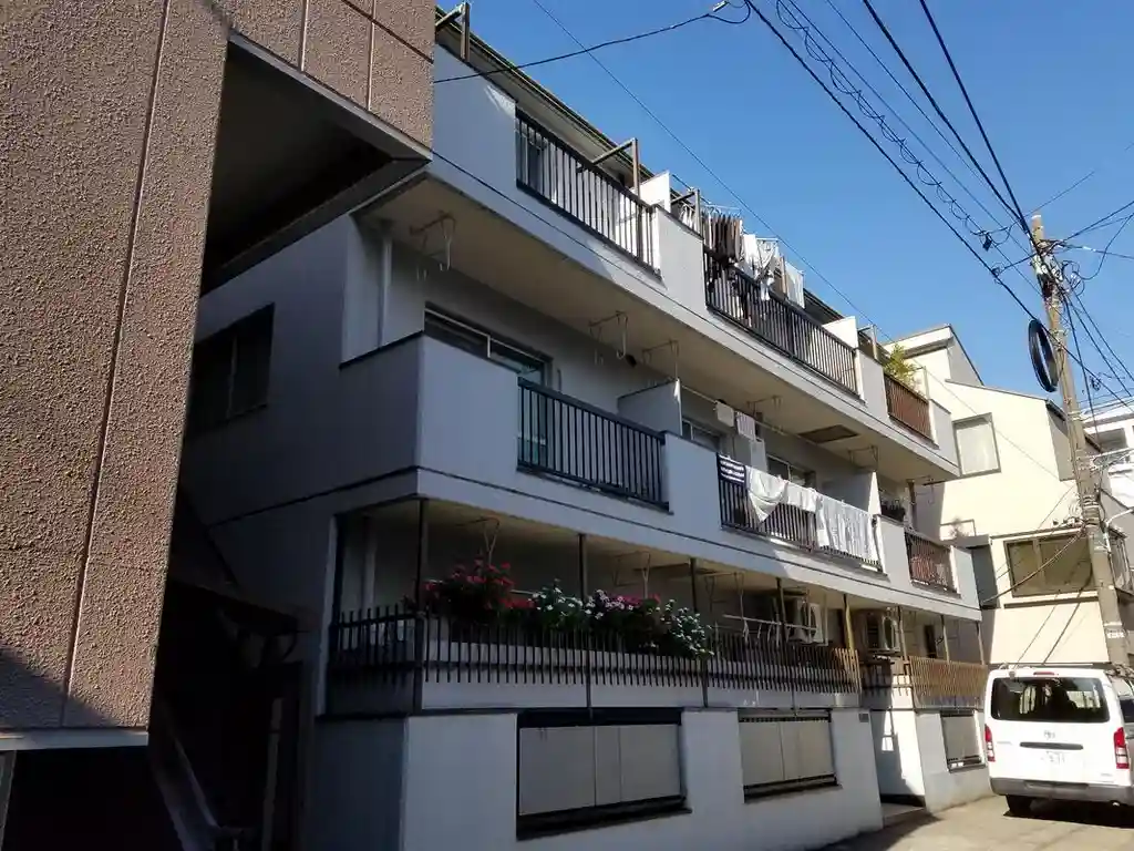 国見ハイツ 外観