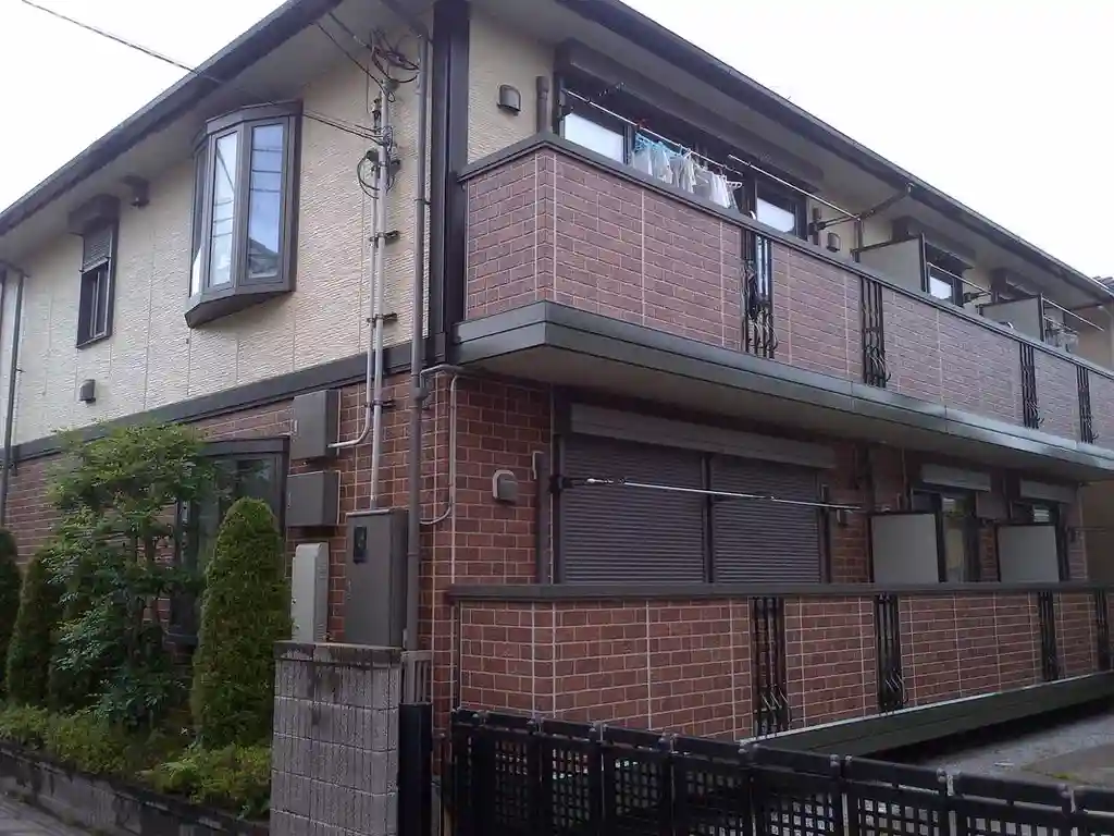 エレフセリア 外観