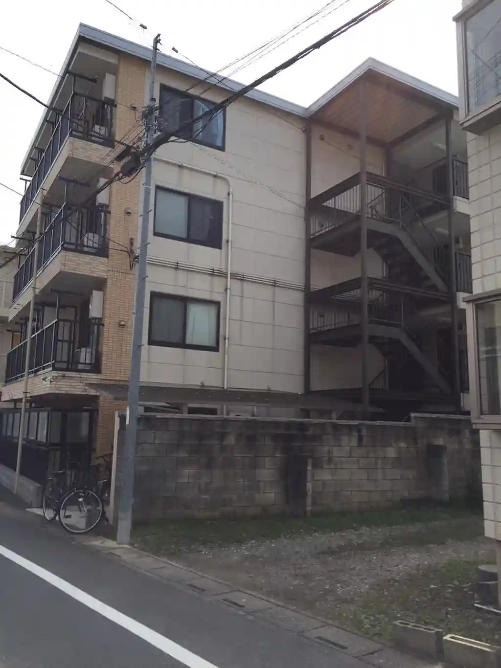 大宮西口プラザB棟 外観
