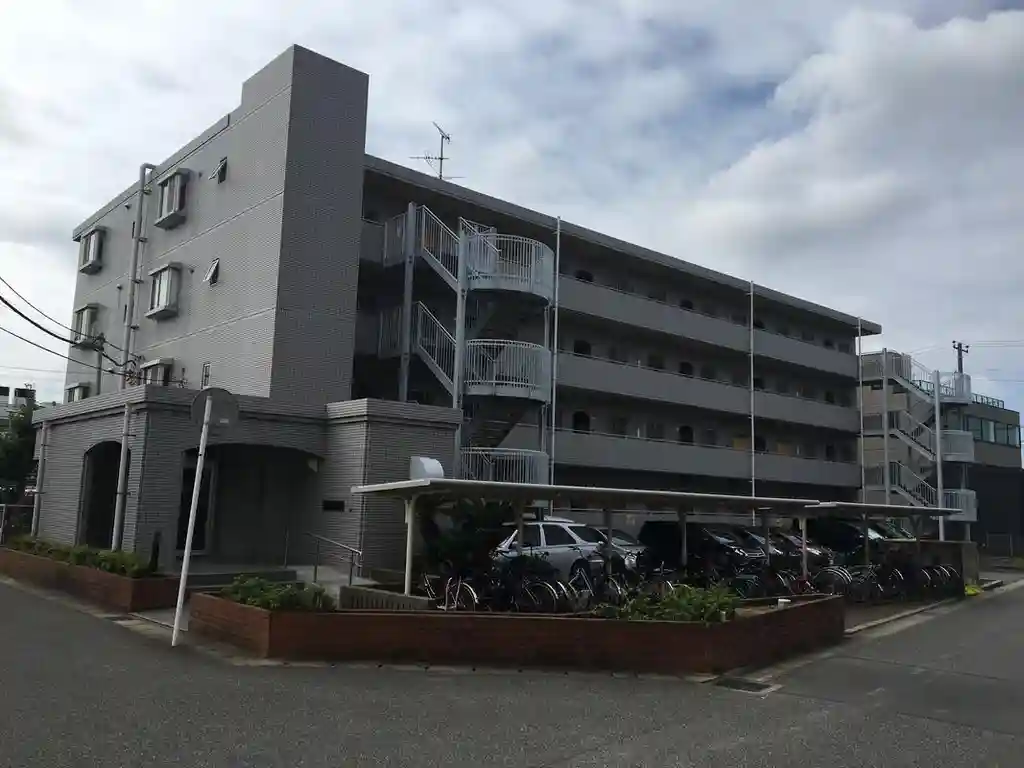 グランドゥール第二 外観
