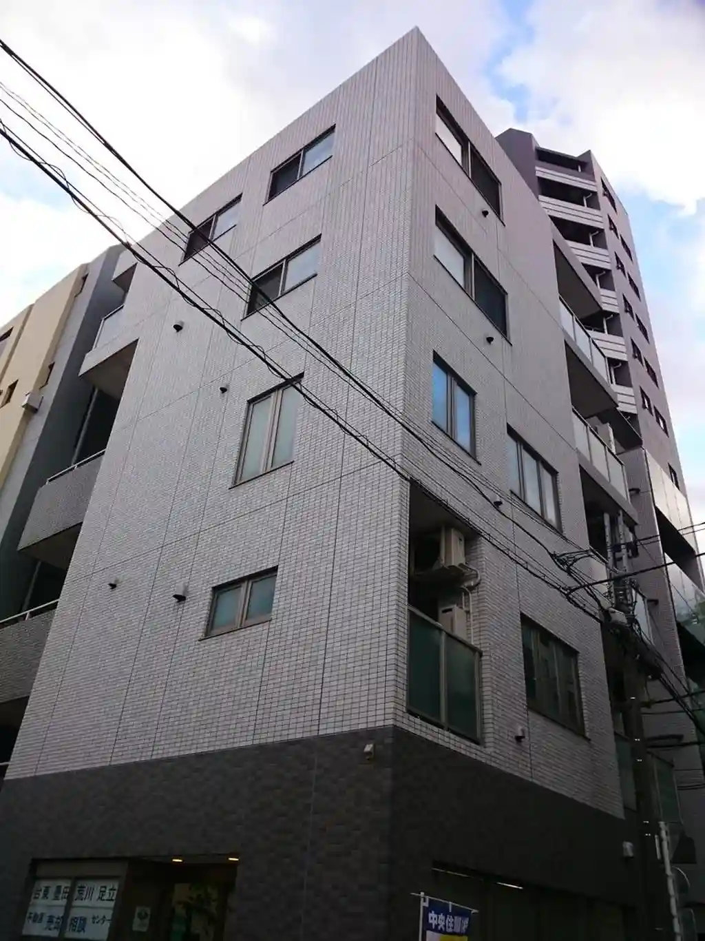 ヴァンヴェール新御徒町 外観
