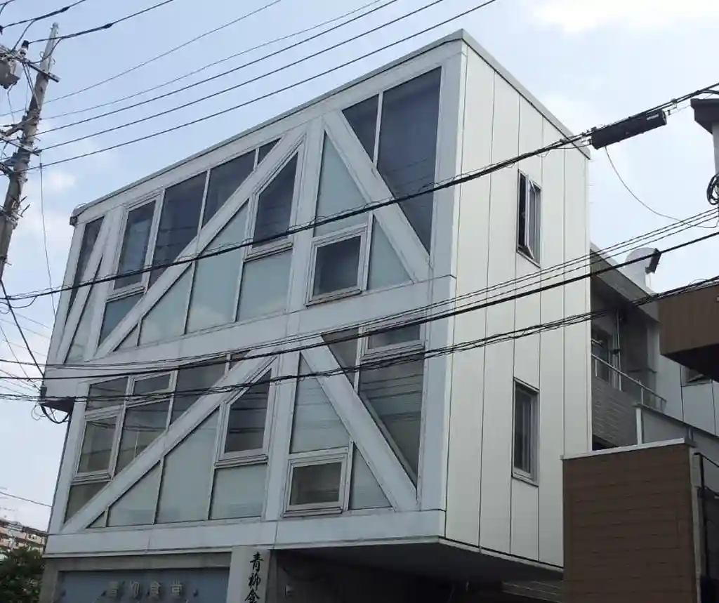 アオヤギBRACE 外観