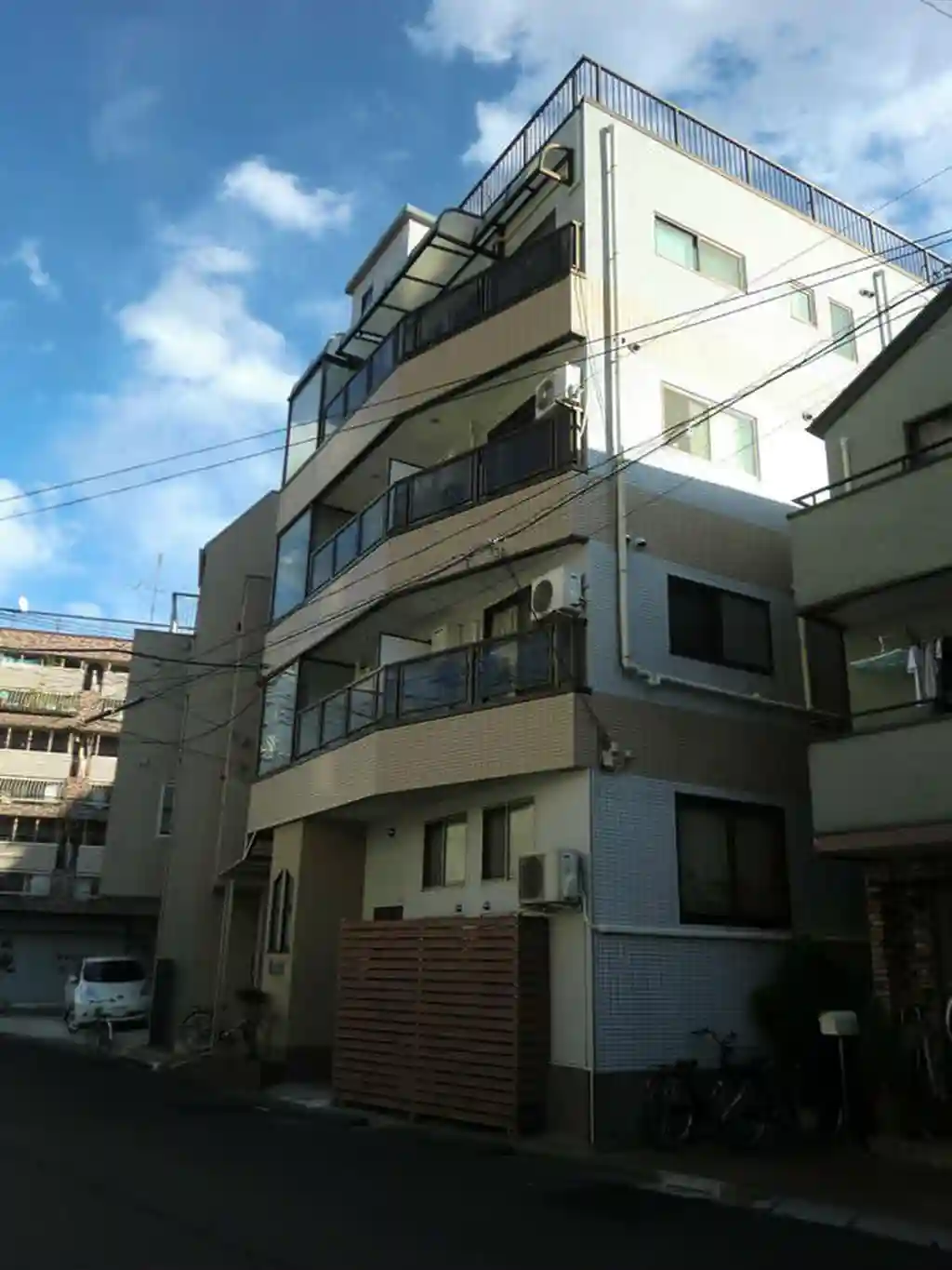 シューハイツ 外観