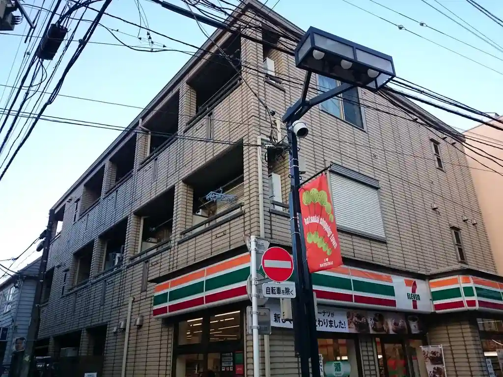 ヴァリ初台 外観