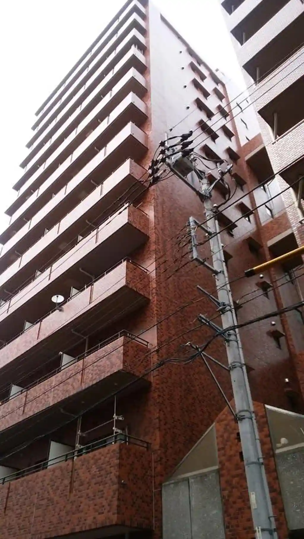 フラットフォーレスト 外観