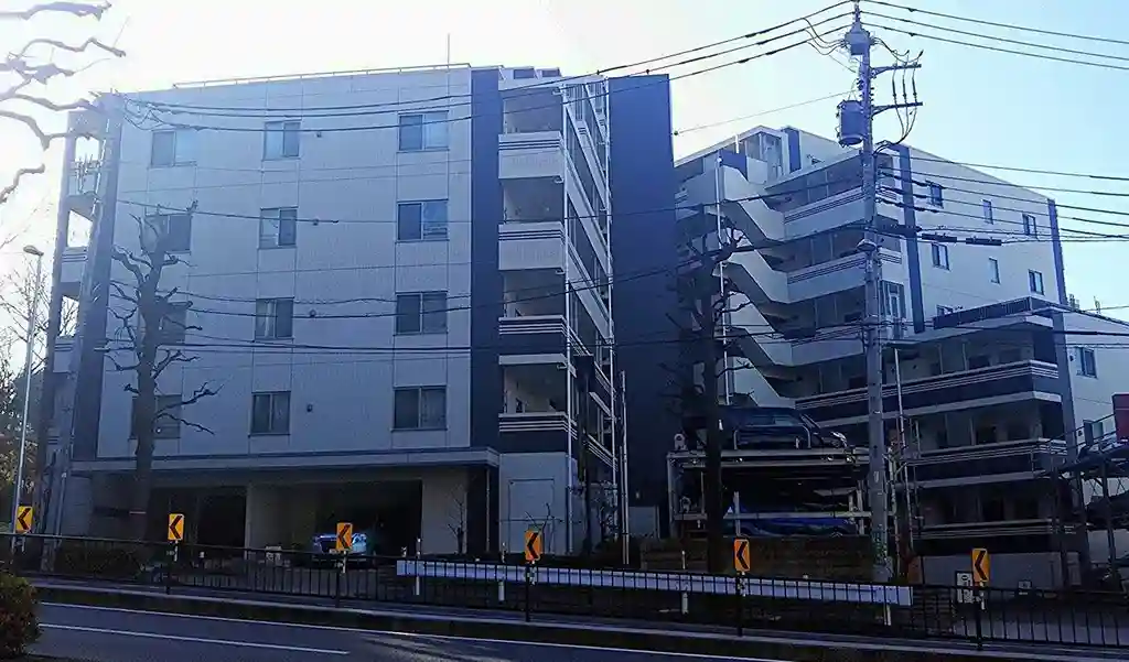 プレシス多摩永山レヴィエ 外観