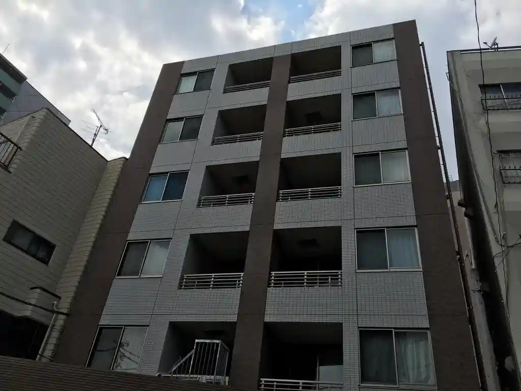 サンライズ市川 外観