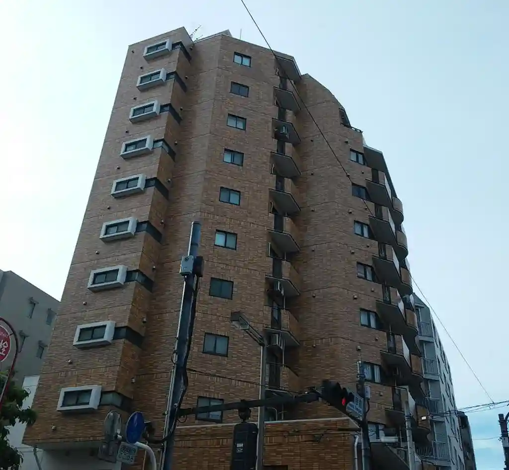 ヴィザージュ三鷹 外観