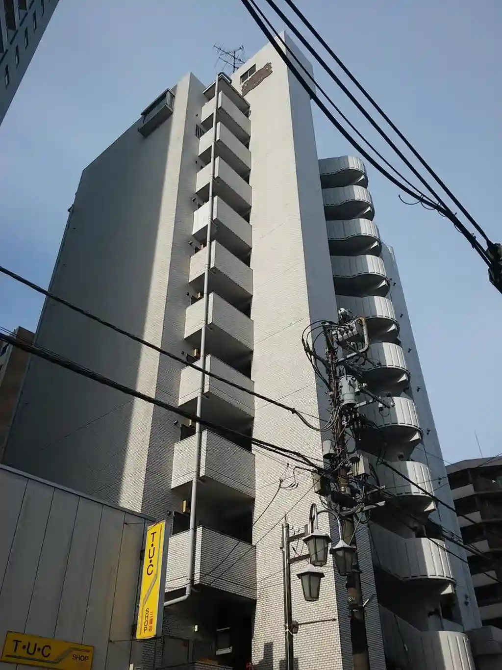 ライオンズプラザ三鷹サカイビル 外観