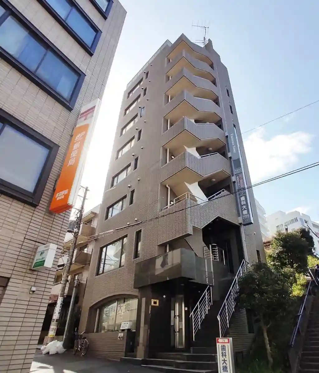 エミネンスタワー 外観