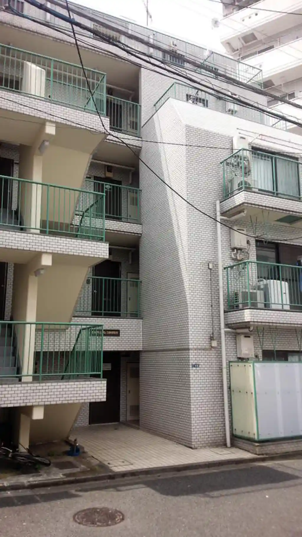 ロイヤルパレス新宿御苑 外観