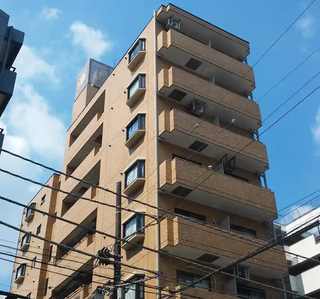 ライオンズマンション反町 外観