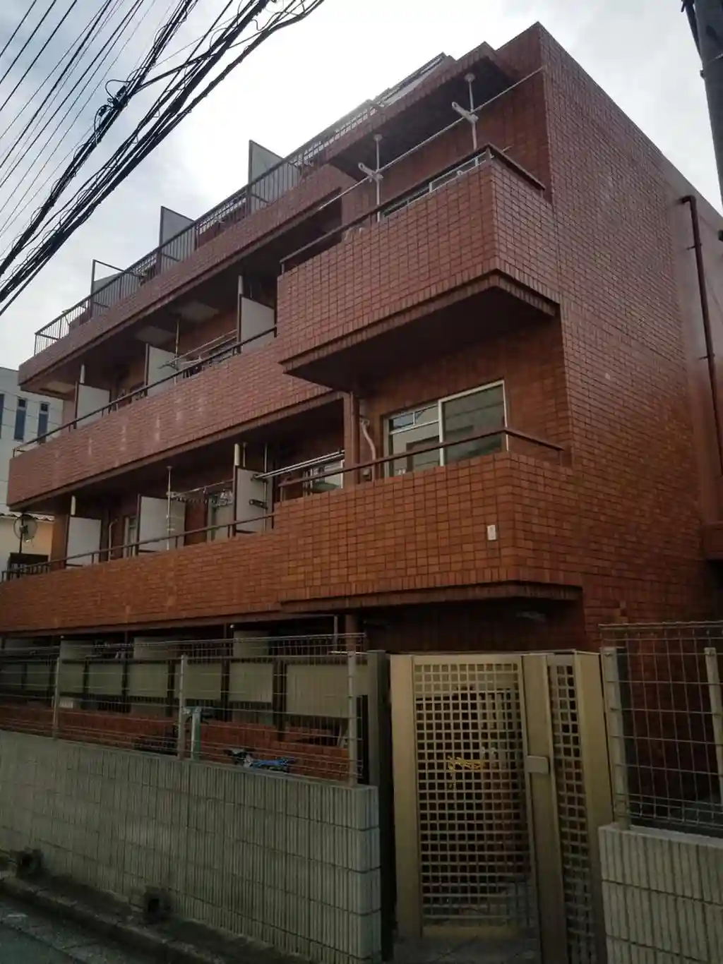 ドミール中野 外観