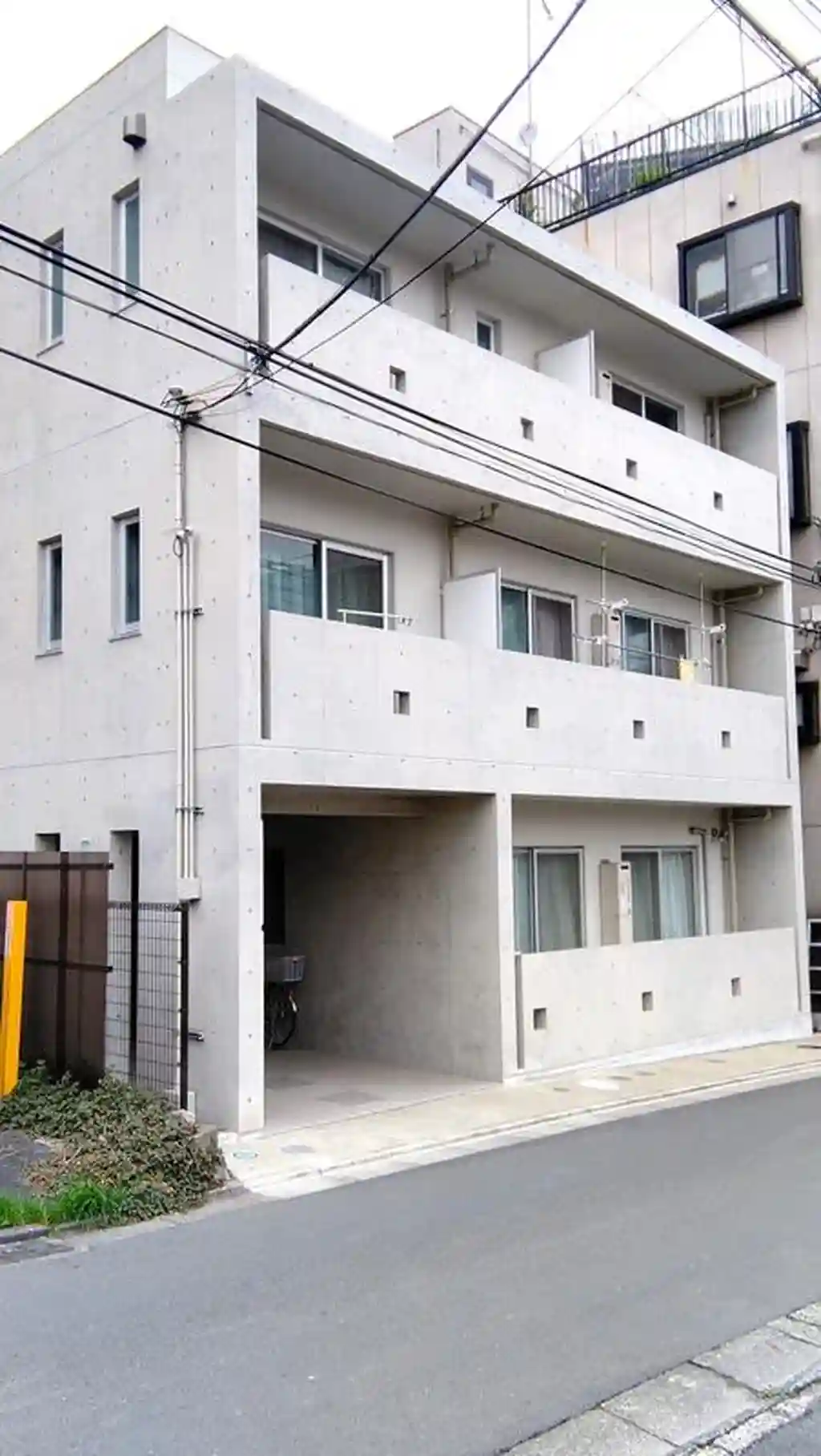 EMアパートビル 外観