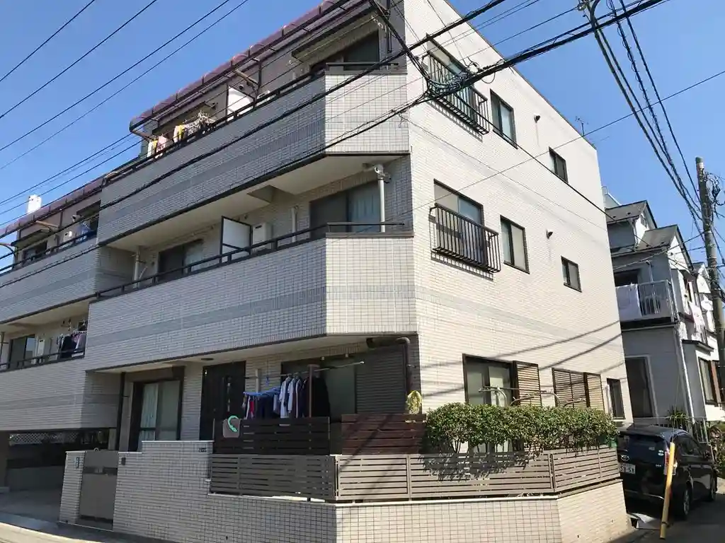 メゾンLUXUEUX 外観