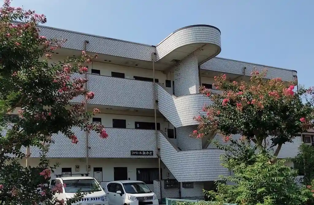 ファミールみかど 外観