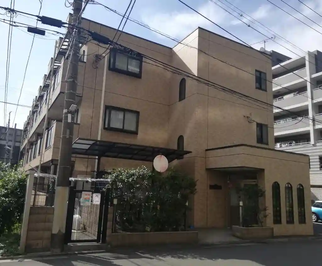 ラティーダ下並木 外観