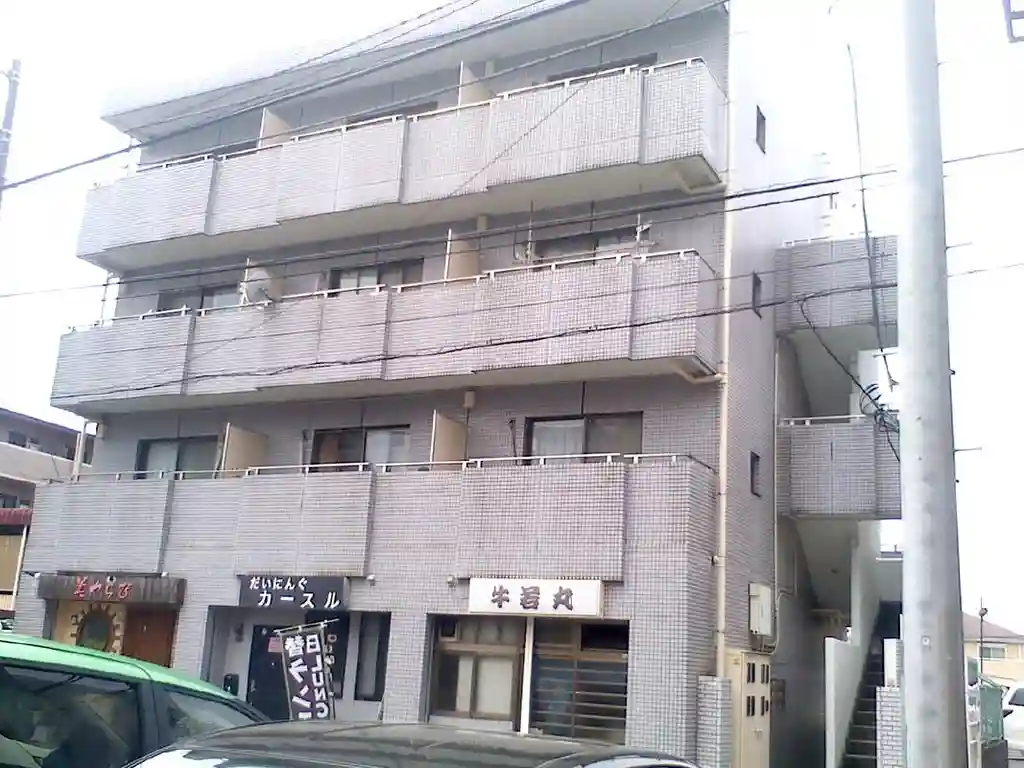 アイリス 外観