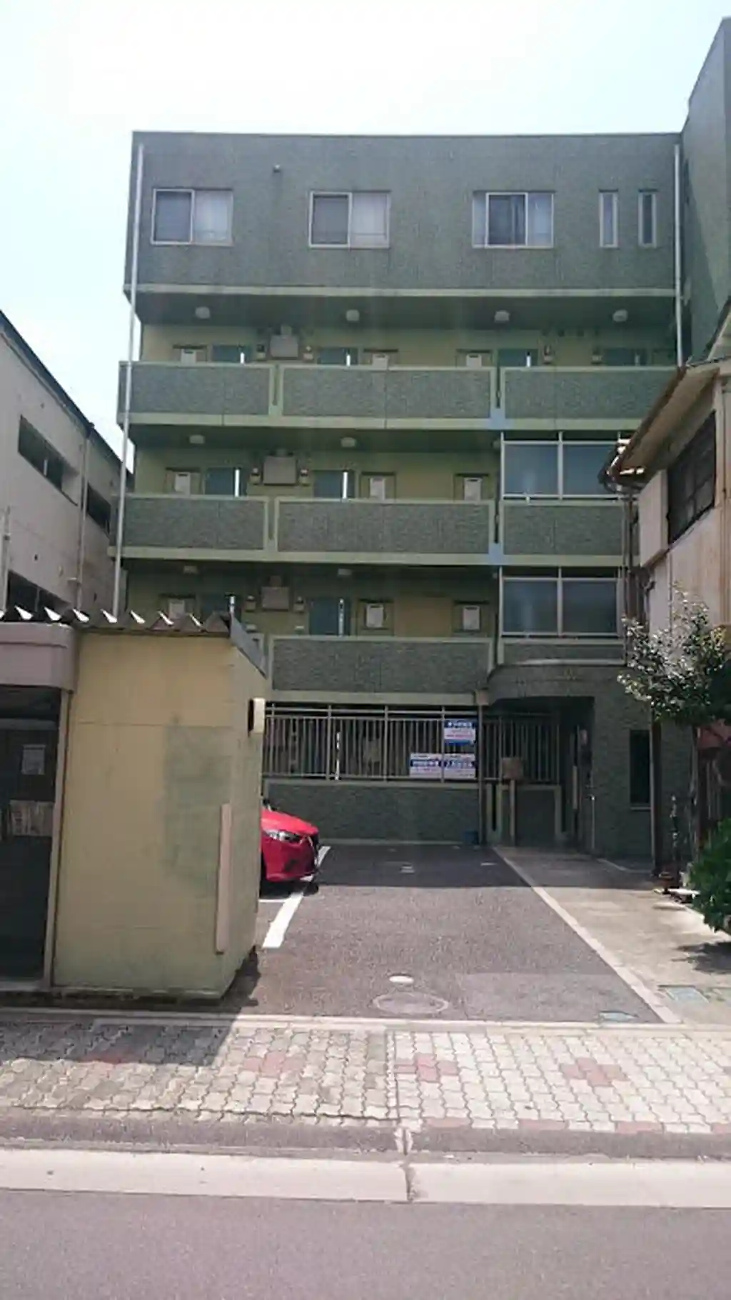 アンプルール ベトン 外観