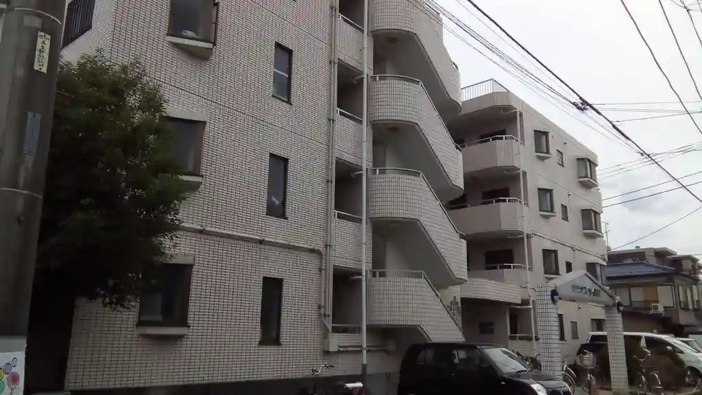 サリナス千代田 外観