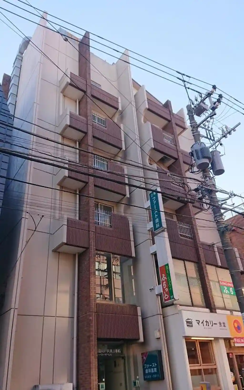 ファースト・ギア・ビル 外観