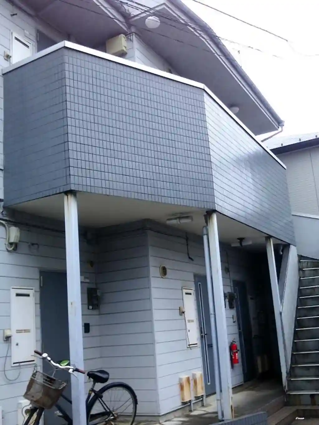 ベルローズ三鷹 外観