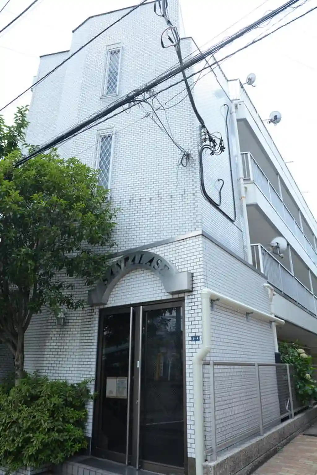 サンパレス 外観