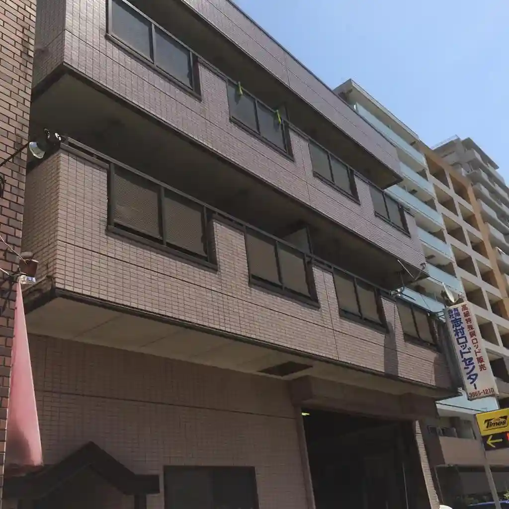 ロイヤルコーポ小豆沢 外観