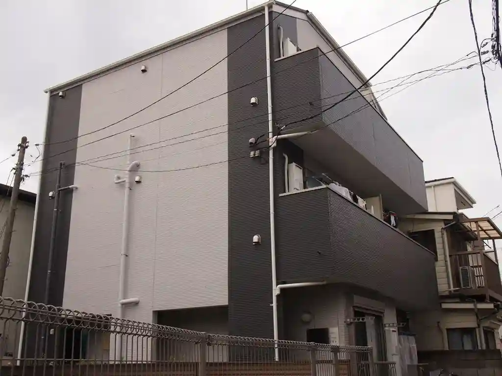 メゾンドール横浜弘明寺 外観