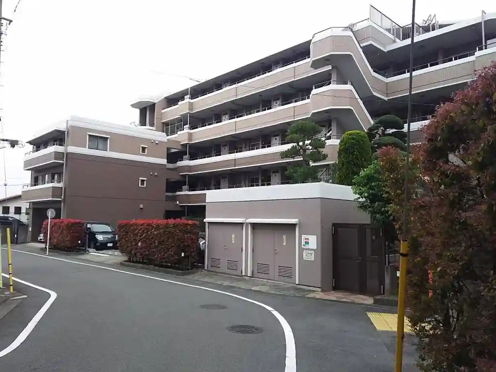 アールヴェール宮前平アンソレイエ 外観