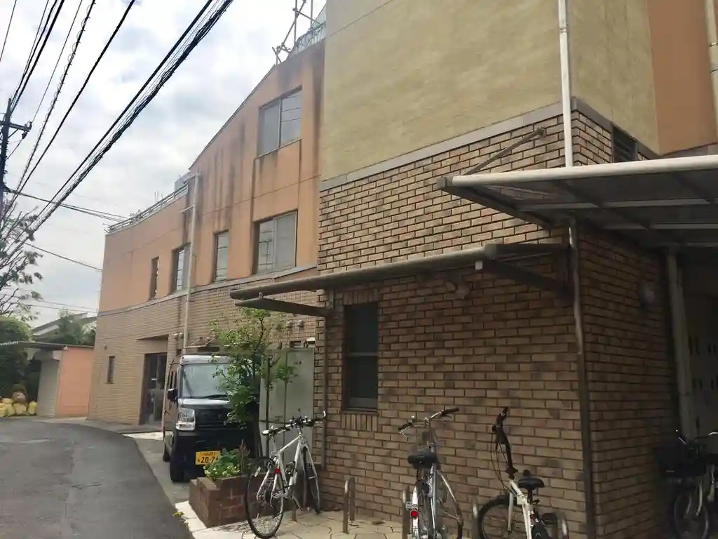 HOUSE S.N.T 外観