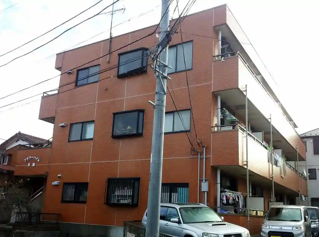 フラワーハイム半田 外観