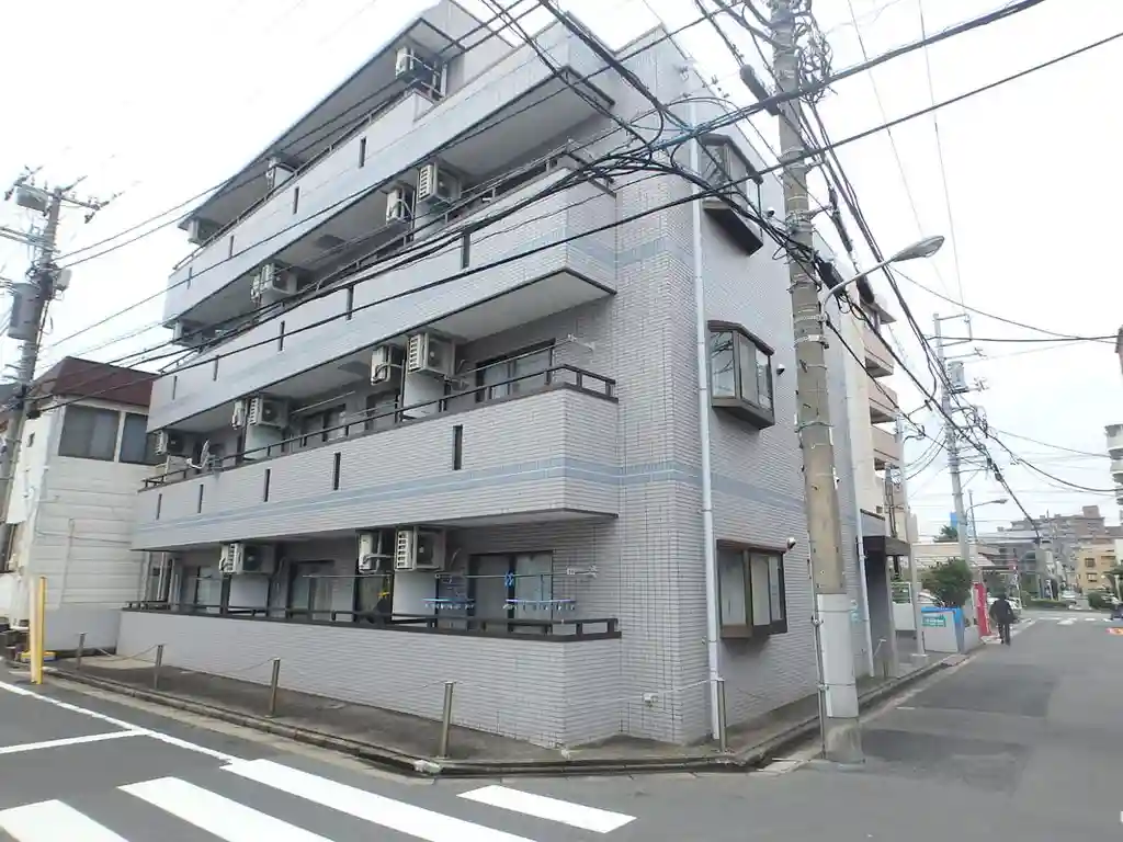 エクセル197 外観
