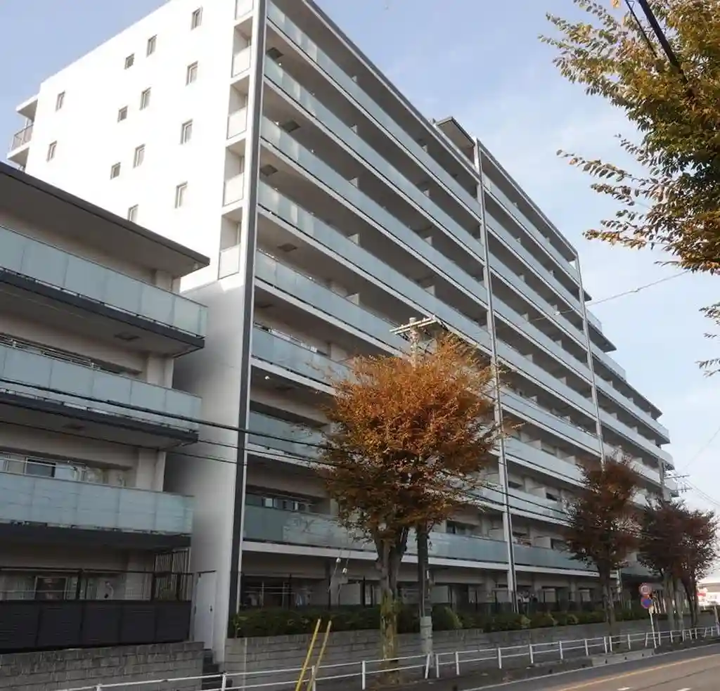 レーベン小手指REVOLVE 外観