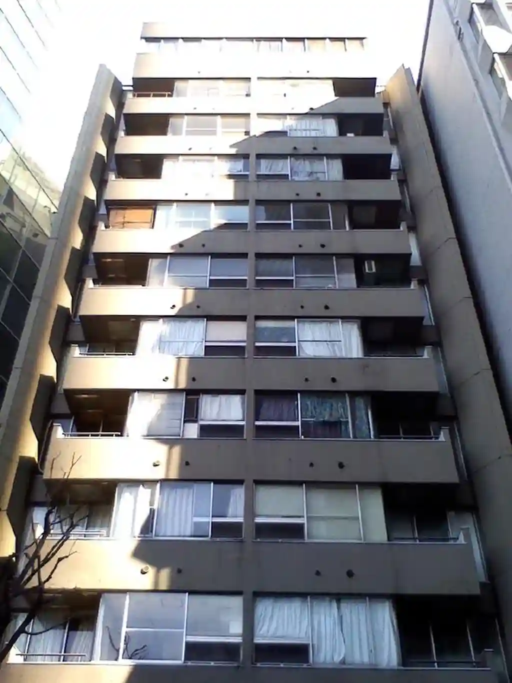 トーカン新宿キャステール 外観